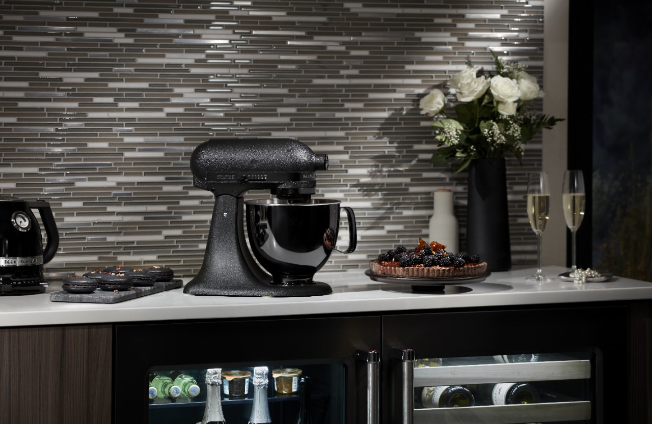 Kitchenaid artisan mixer matte black sale