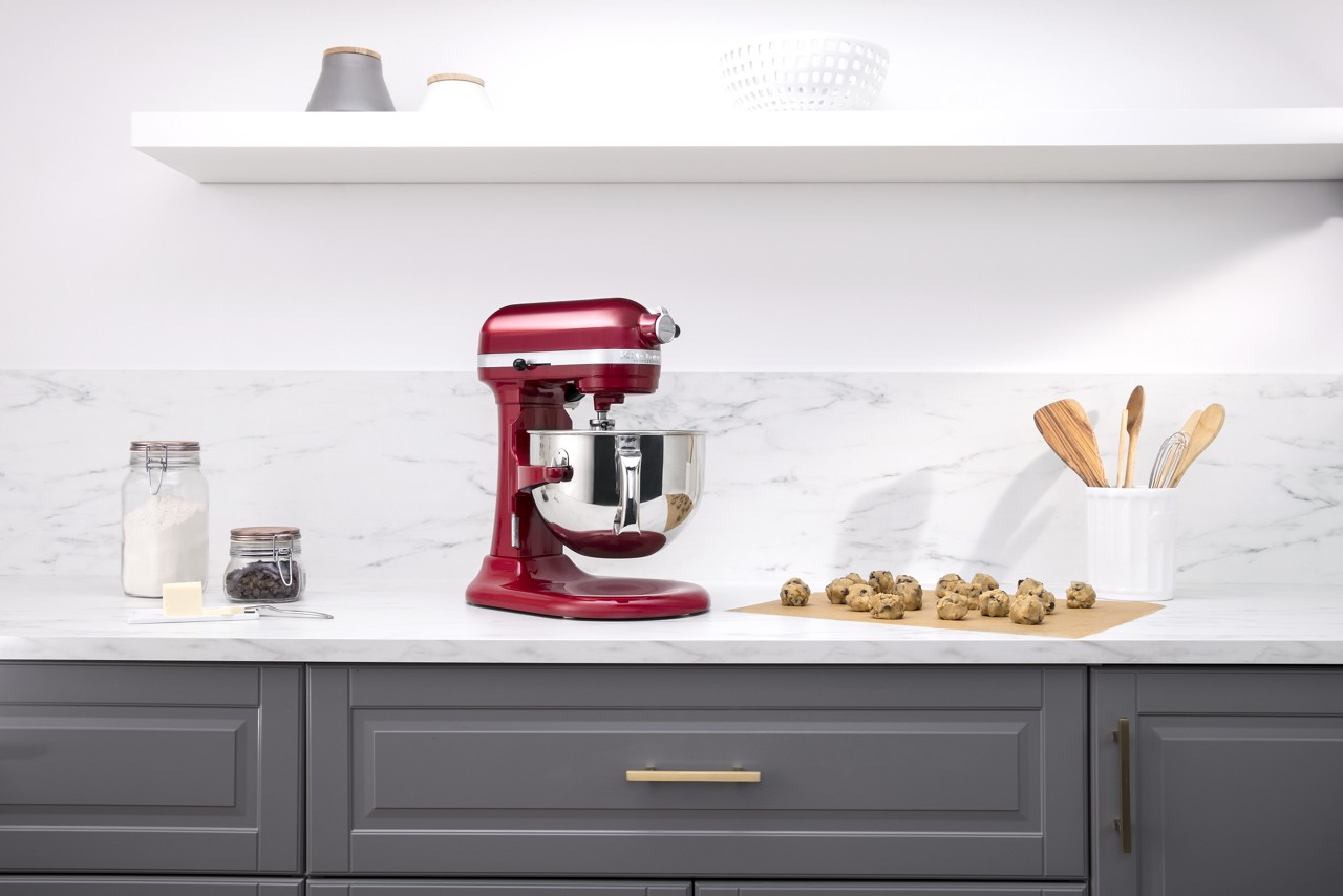 Bowl-lift stand mixers from KitchenAid.