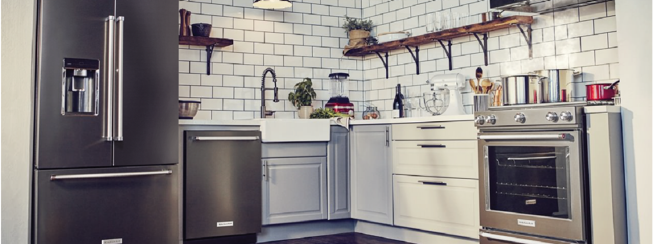 Black fridge with stainless stove hotsell